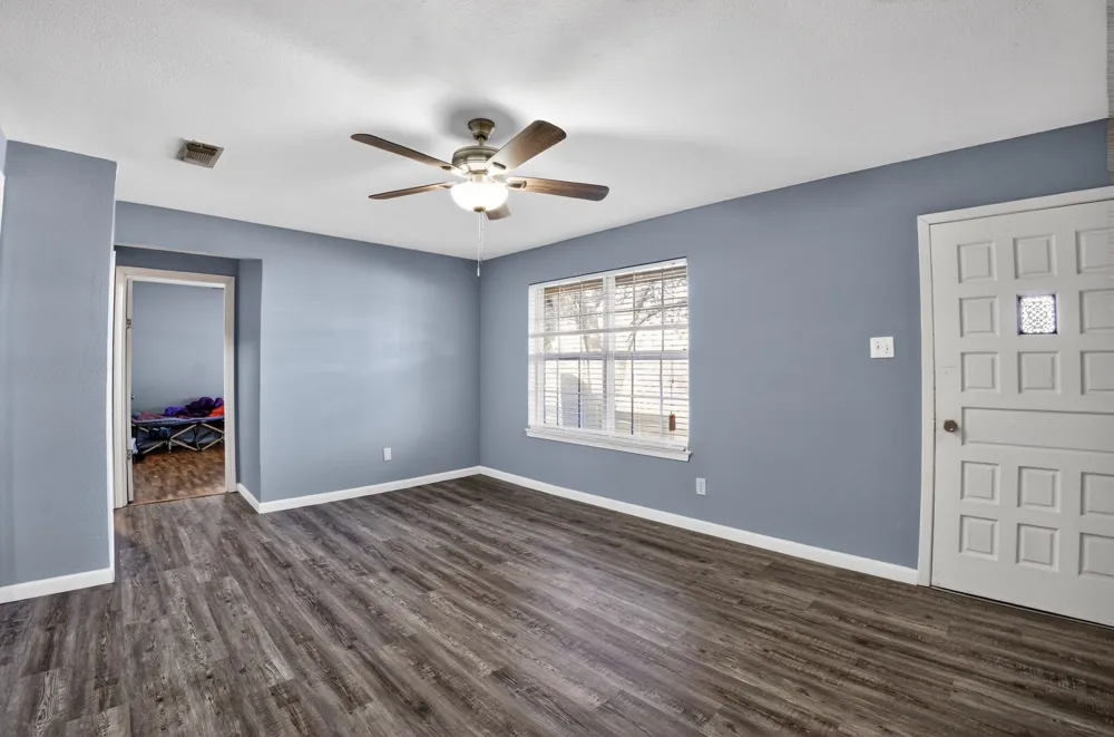 1304 E Franklin Street Hillsboro, TX 76645