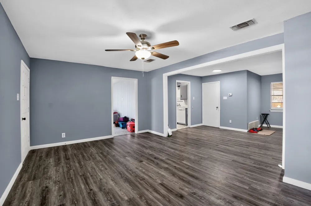 1304 E Franklin Street Hillsboro, TX 76645