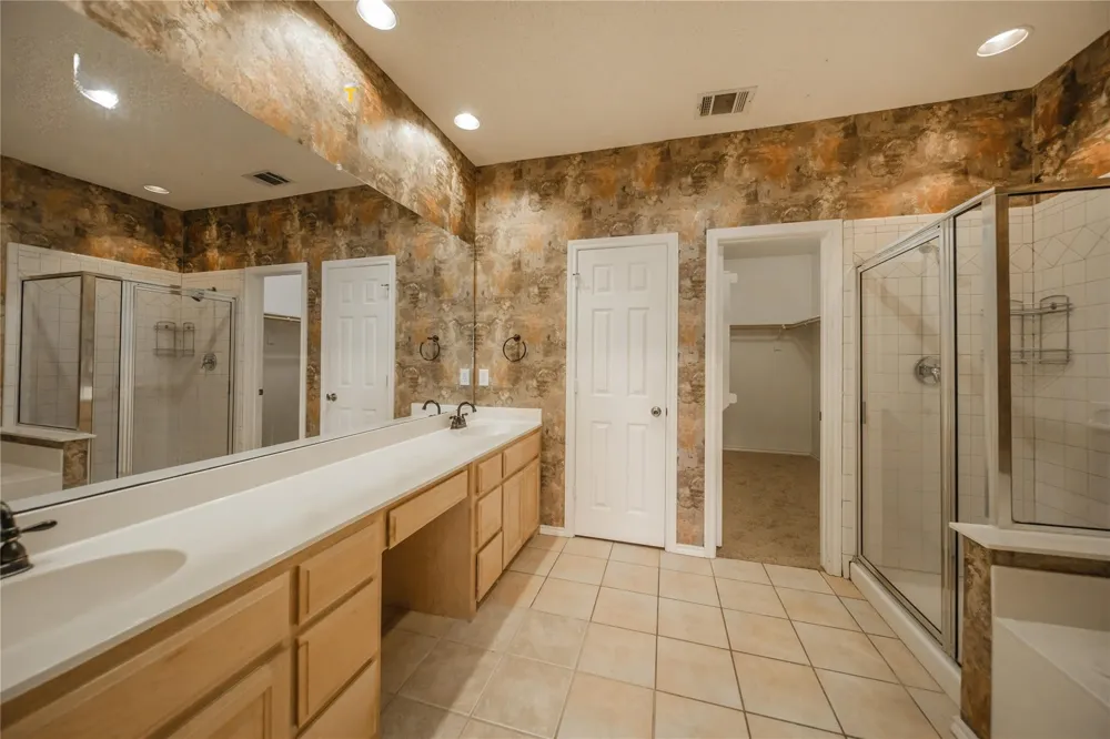 3325 Devonshire Drive Plano, TX 75075