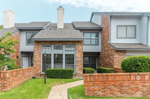 3325 Devonshire Drive