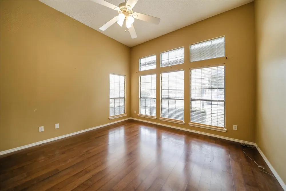3325 Devonshire Drive Plano, TX 75075