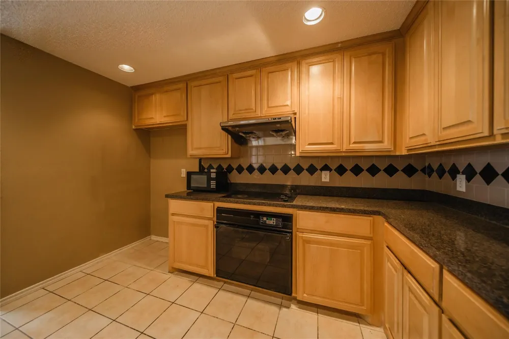 3325 Devonshire Drive Plano, TX 75075