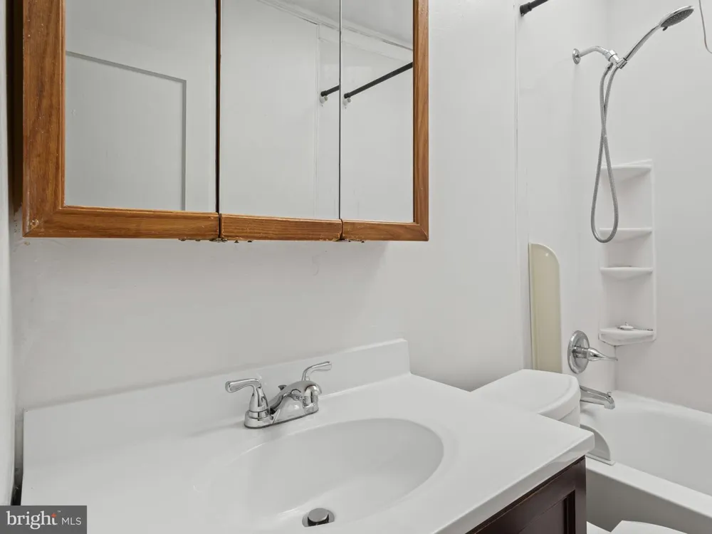 4405 KAVON AVENUE Baltimore, MD 21206