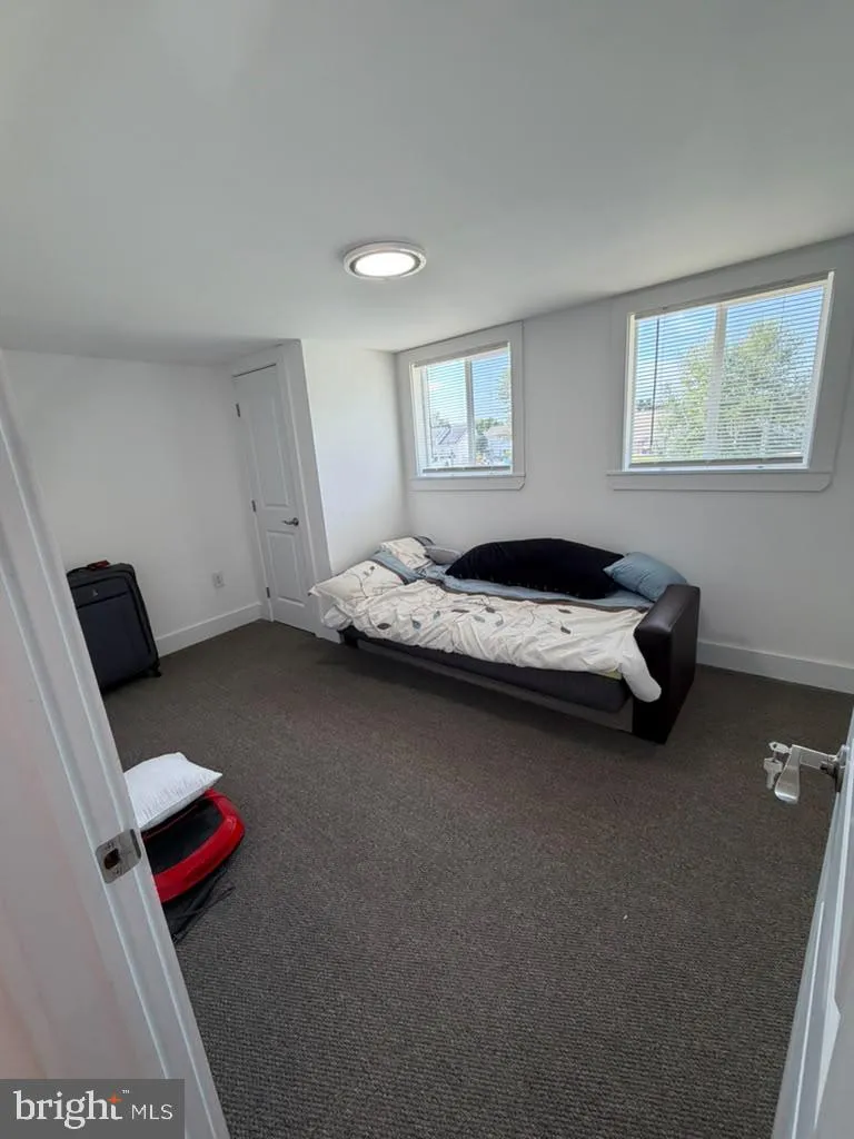 206 JARVIS ROAD Sicklerville, NJ 08081