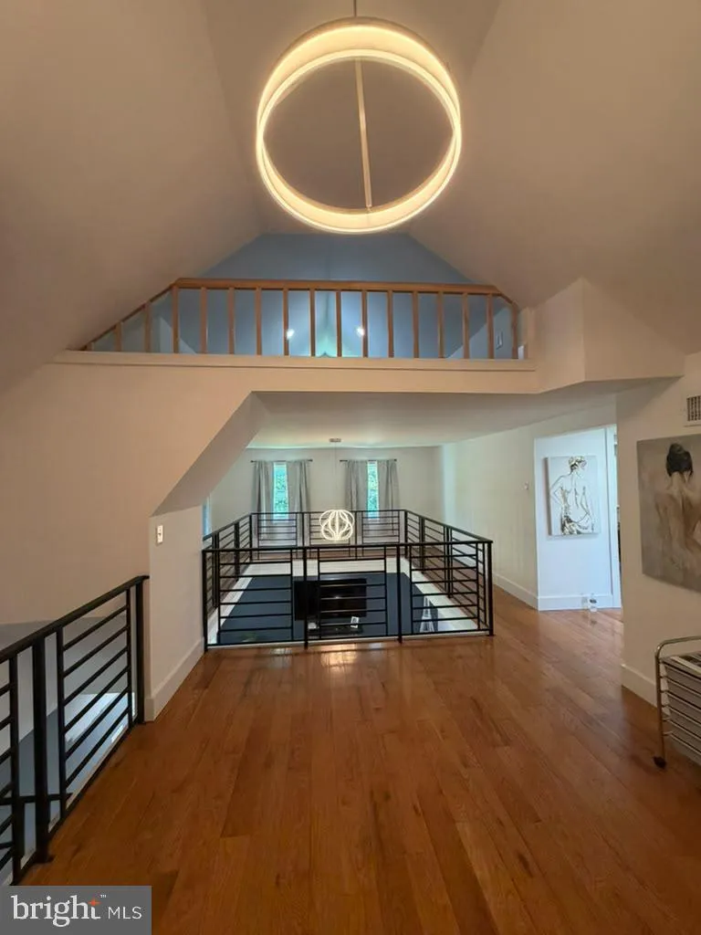 206 JARVIS ROAD Sicklerville, NJ 08081