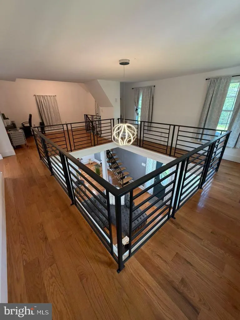 206 JARVIS ROAD Sicklerville, NJ 08081