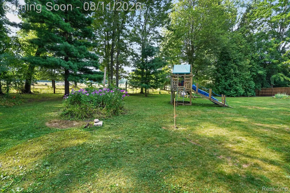 9457 Sheridan Road Taymouth Township, MI 48417