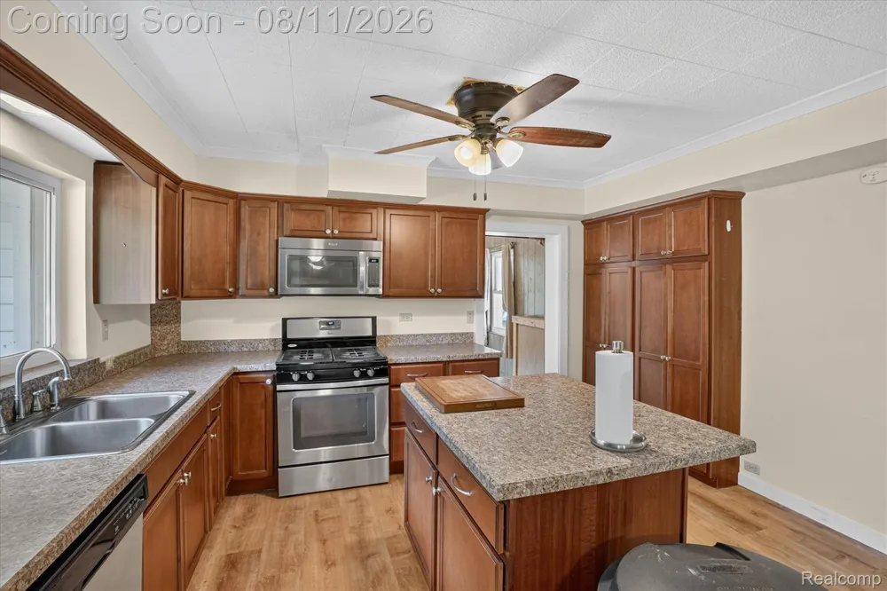 9457 Sheridan Road Taymouth Township, MI 48417