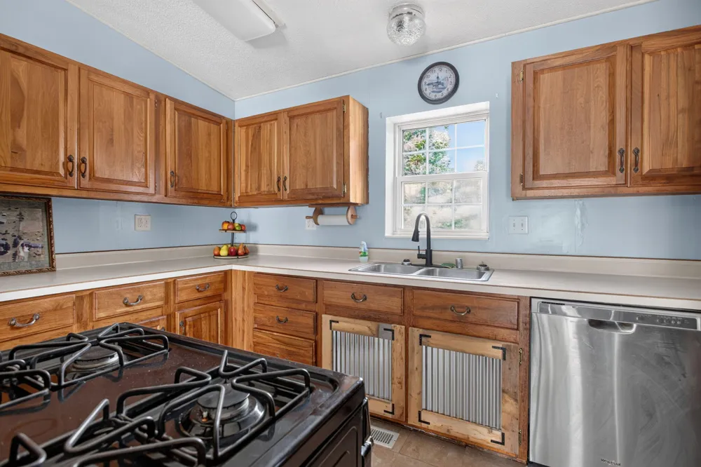8991 Meridian Road Henrietta Township, MI 49272