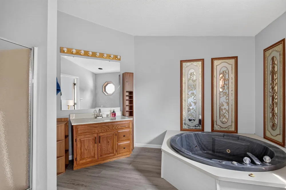 8991 Meridian Road Henrietta Township, MI 49272