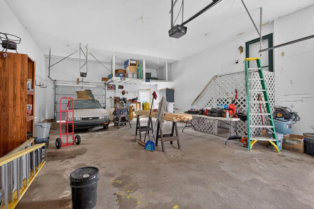 8991 Meridian Road Henrietta Township, MI 49272