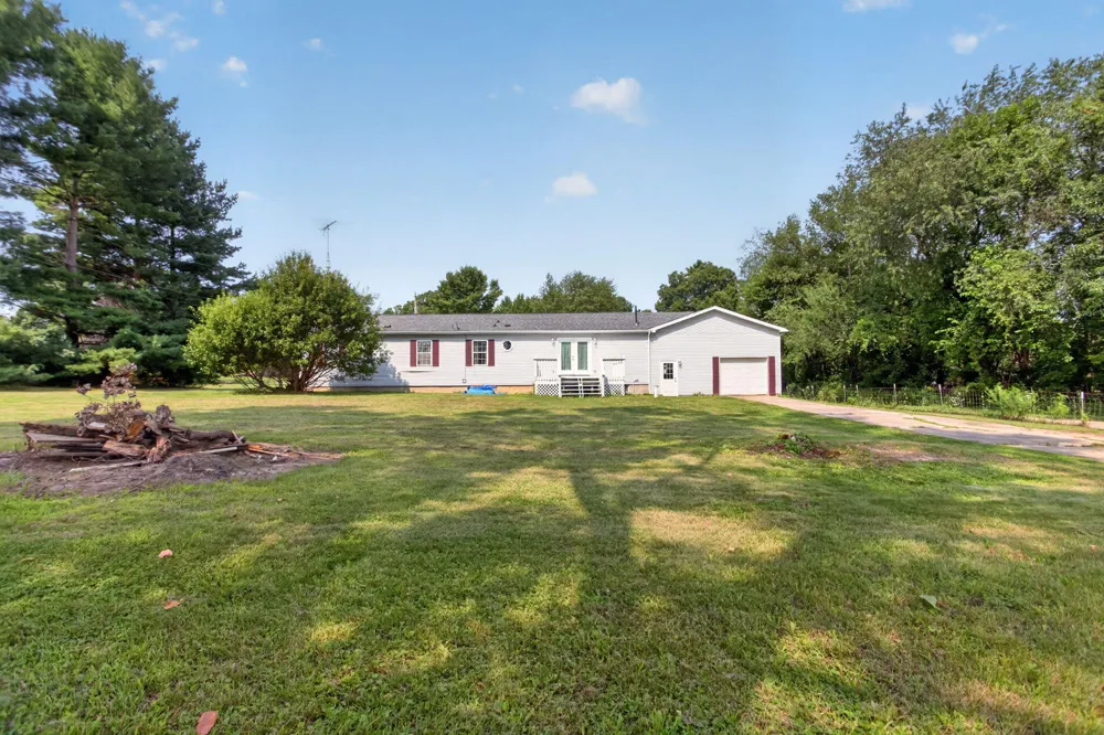 8991 Meridian Road Henrietta Township, MI 49272