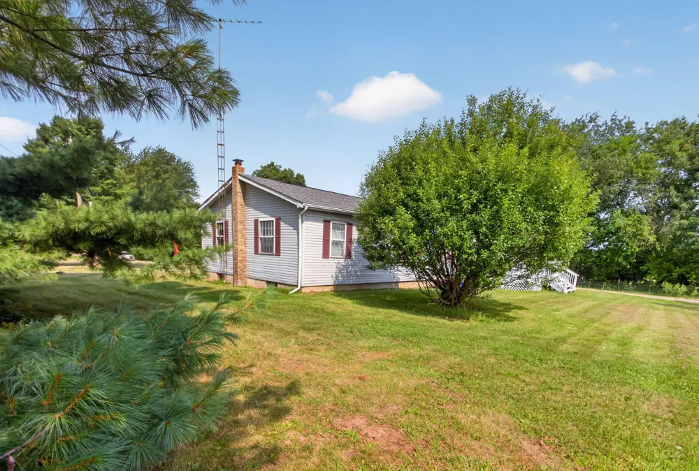 8991 Meridian Road Henrietta Township, MI 49272