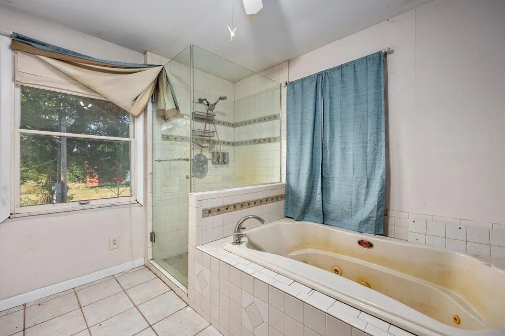 11825 Federal Road Reynolds Township, MI 49336
