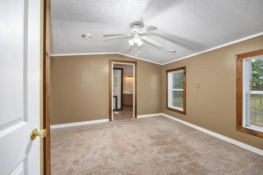 11825 Federal Road Reynolds Township, MI 49336