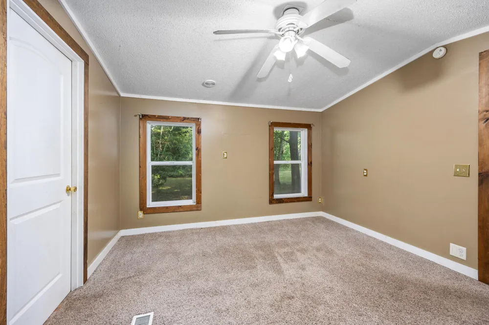 11825 Federal Road Reynolds Township, MI 49336