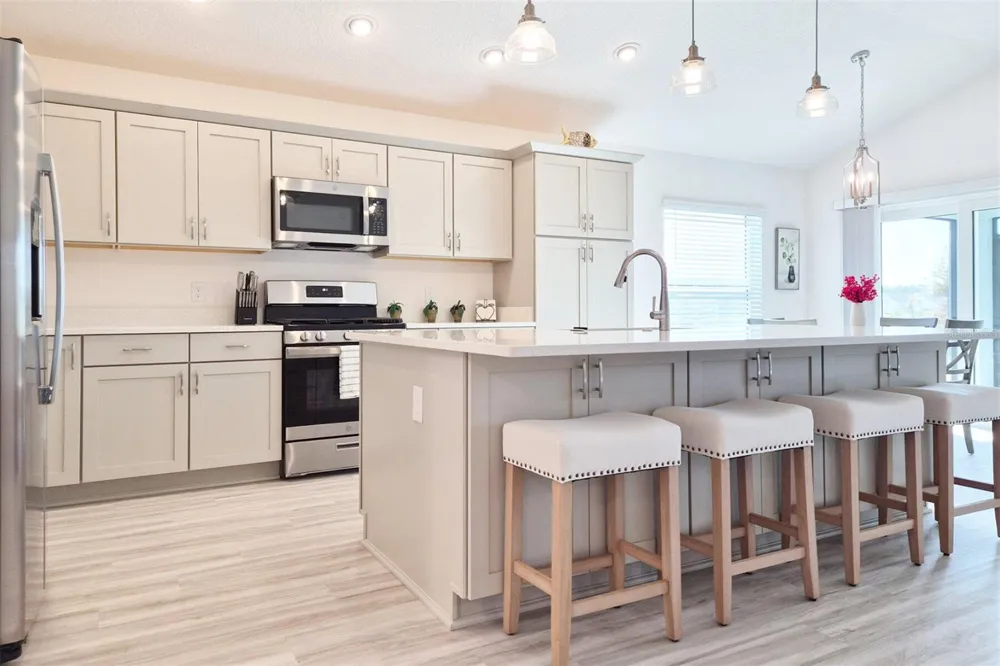 6244 HANNAN LOOP The Villages, FL 34762