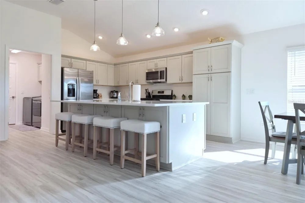 6244 HANNAN LOOP The Villages, FL 34762