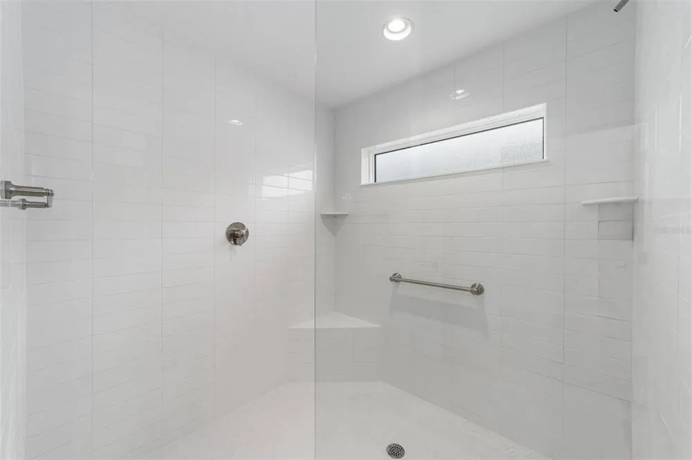 6244 HANNAN LOOP The Villages, FL 34762