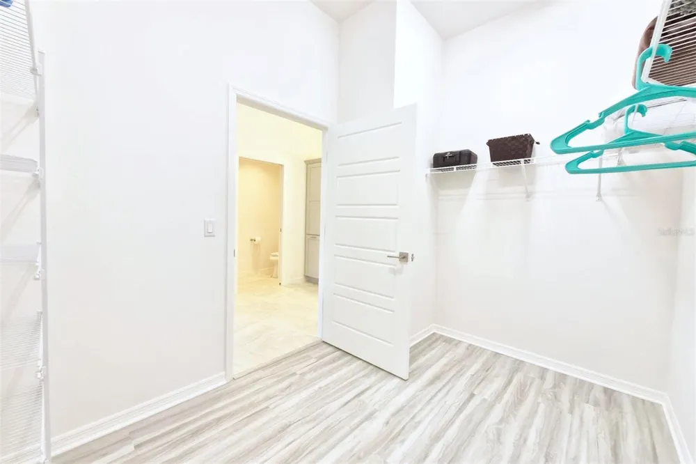 6244 HANNAN LOOP The Villages, FL 34762