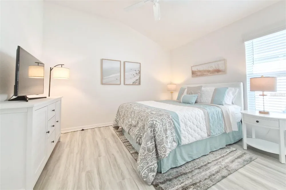 6244 HANNAN LOOP The Villages, FL 34762