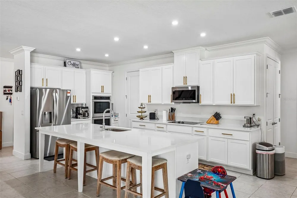 2236 ELEGANT MANOR CIRCLE Edgewater, FL 32141
