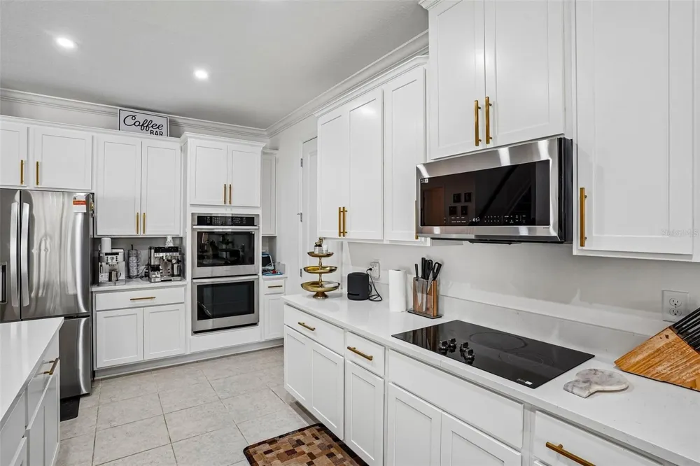 2236 ELEGANT MANOR CIRCLE Edgewater, FL 32141