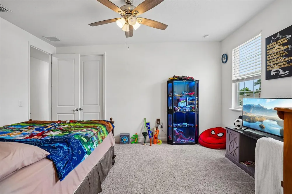 2236 ELEGANT MANOR CIRCLE Edgewater, FL 32141