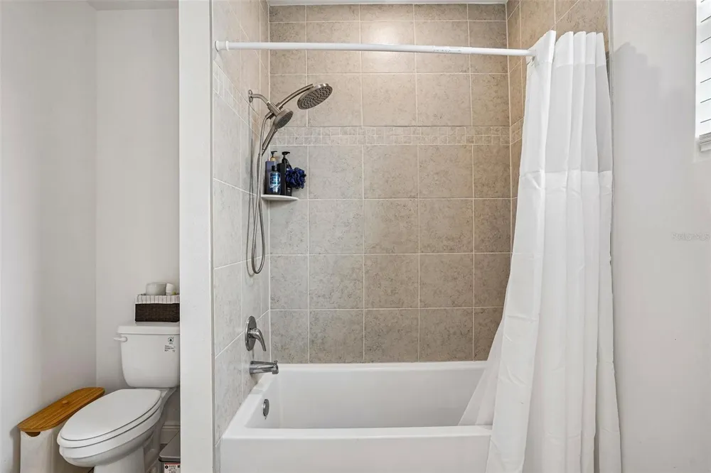 2236 ELEGANT MANOR CIRCLE Edgewater, FL 32141