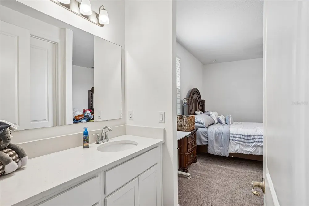 2236 ELEGANT MANOR CIRCLE Edgewater, FL 32141