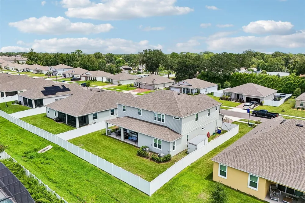 2236 ELEGANT MANOR CIRCLE Edgewater, FL 32141