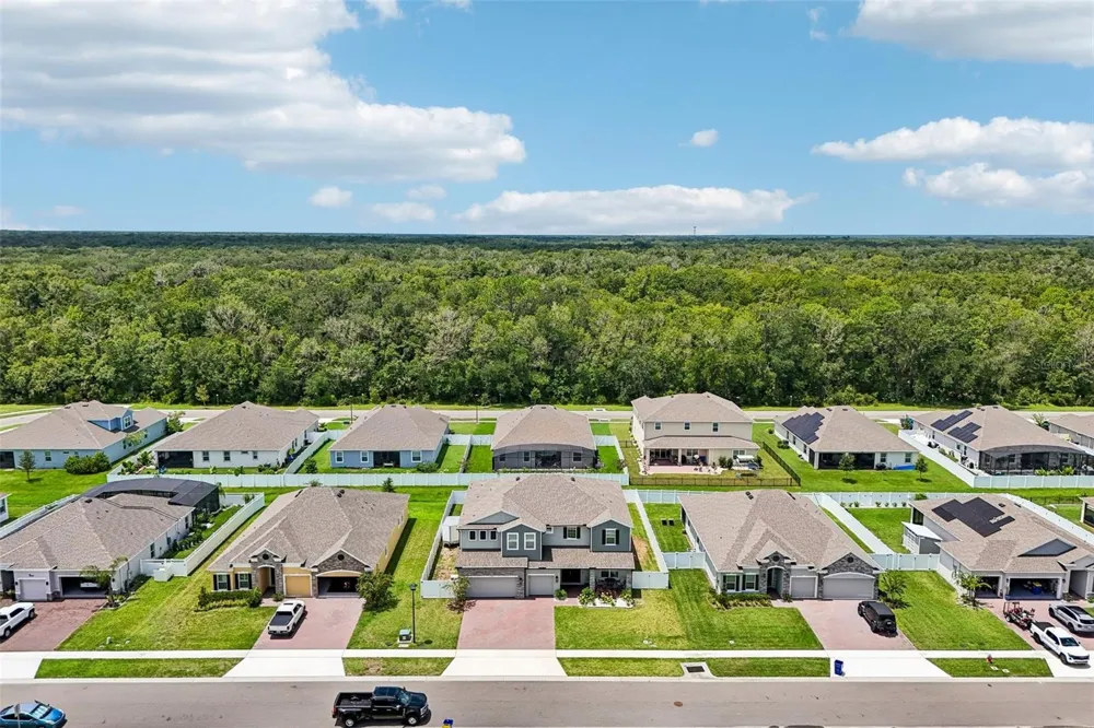 2236 ELEGANT MANOR CIRCLE Edgewater, FL 32141