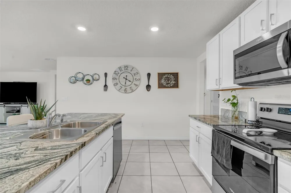 10463 BAYLOR DRIVE Spring Hill, FL 34608