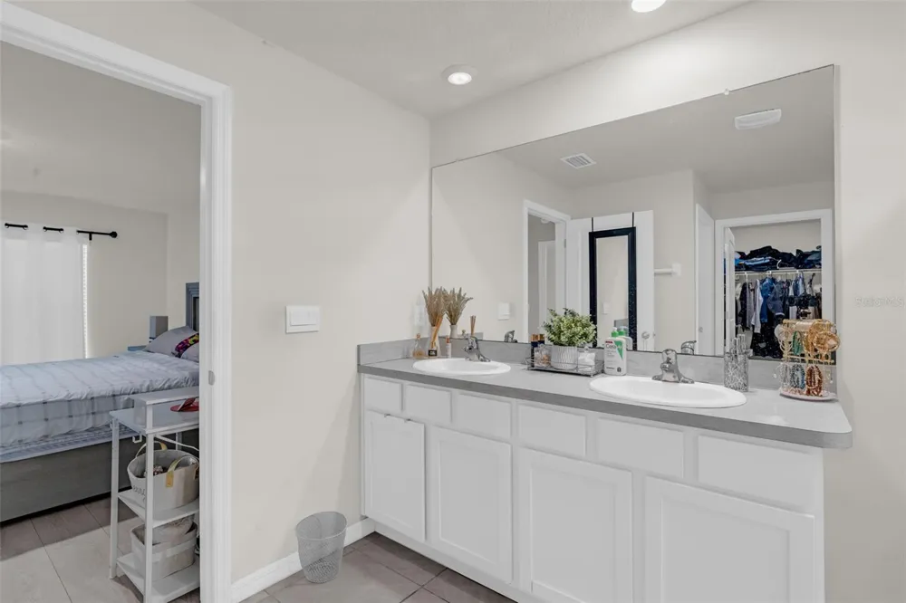 10463 BAYLOR DRIVE Spring Hill, FL 34608