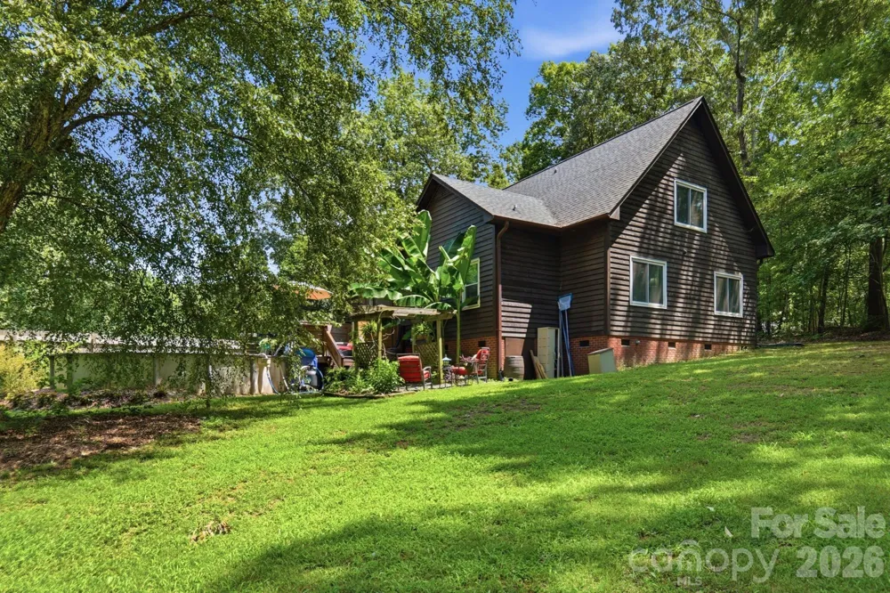 141 Oak Leaf Lane Wingate, NC 28174