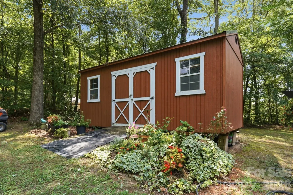 141 Oak Leaf Lane Wingate, NC 28174