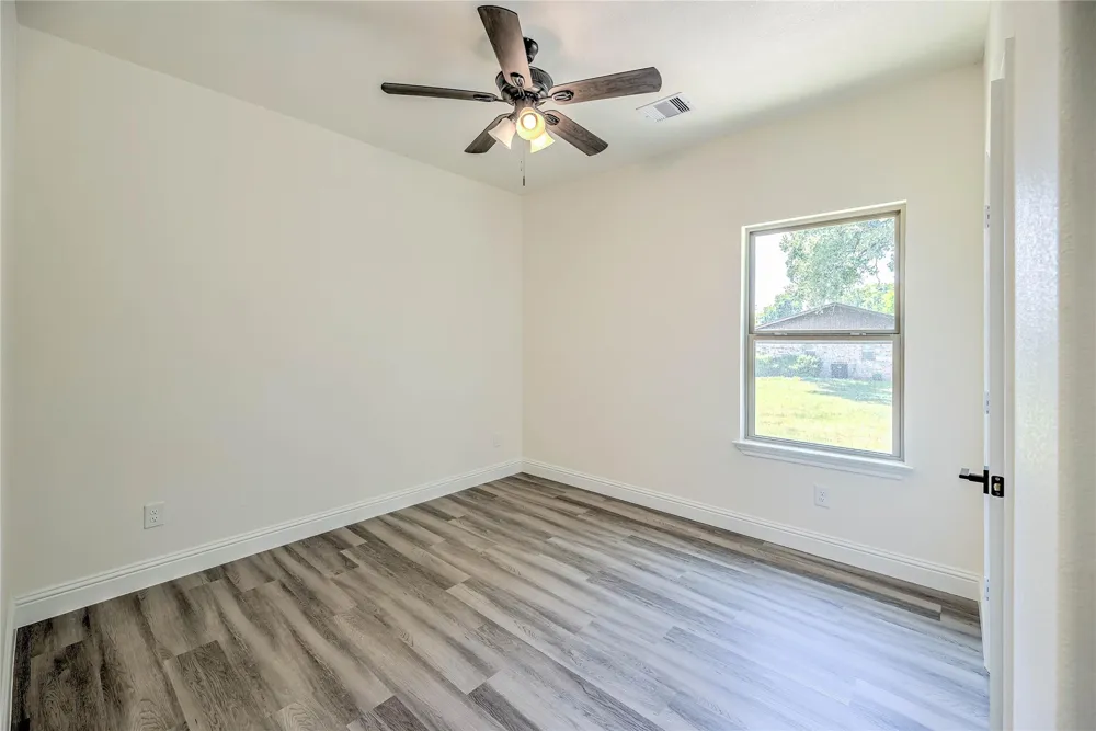 270 Legend Lane Livingston, TX 77351
