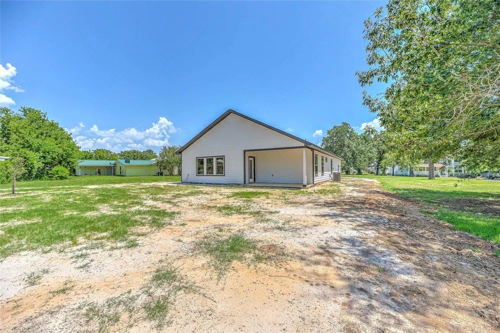 270 Legend Lane Livingston, TX 77351