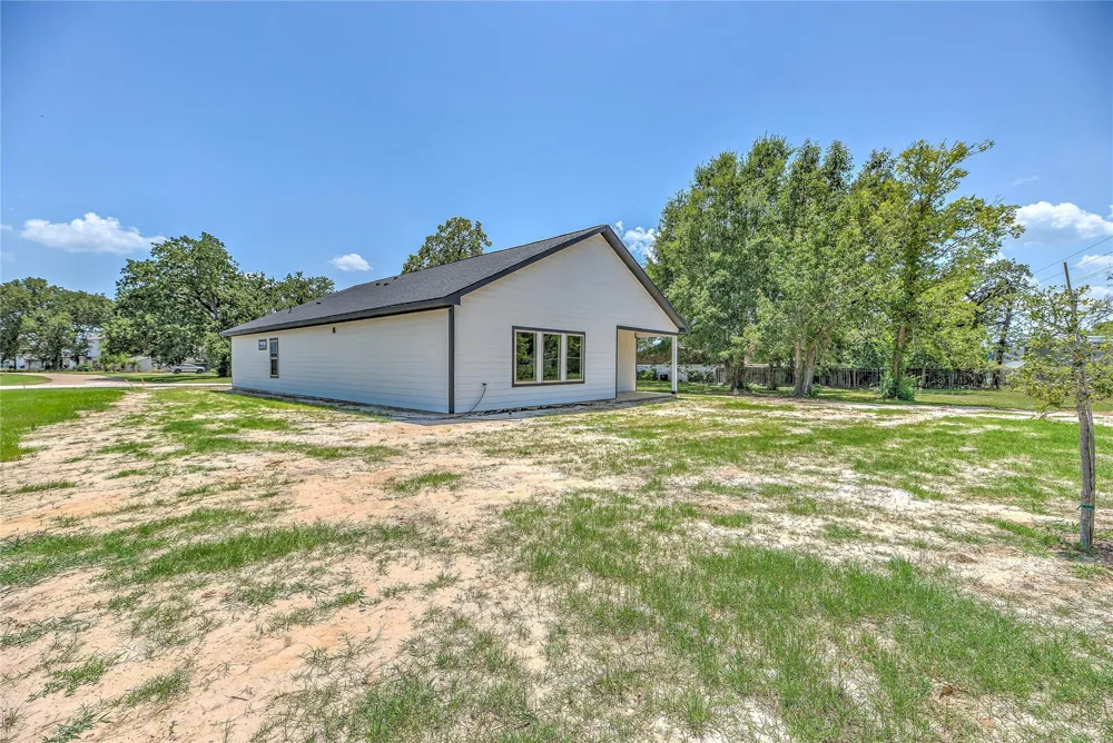 270 Legend Lane Livingston, TX 77351