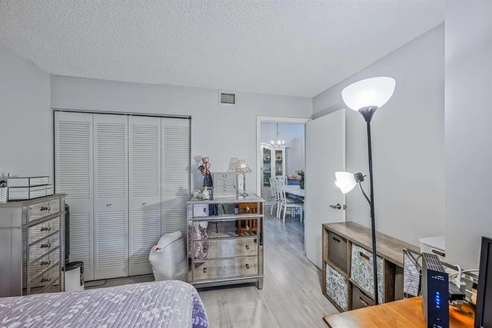6544 Chasewood Drive #H Jupiter, FL 33458