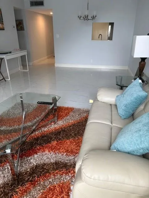 7750 W Mcnab Road #219 Tamarac, FL 33321