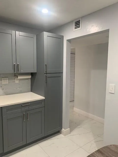 7750 W Mcnab Road #219 Tamarac, FL 33321