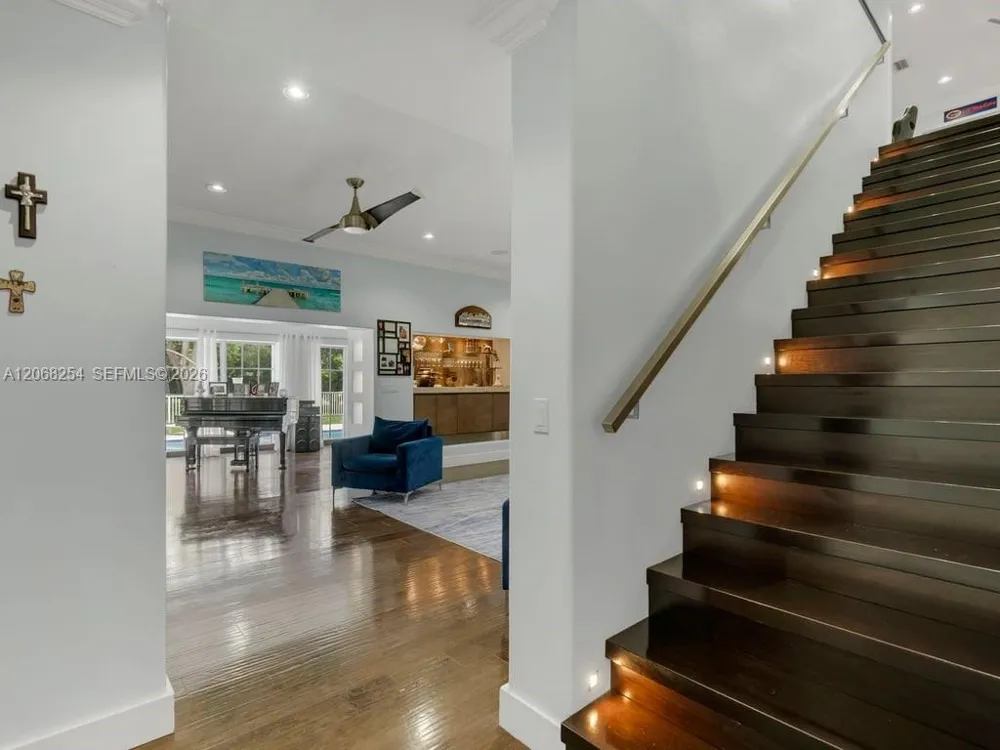 13880 SW 68th Ave Palmetto Bay, FL 33158