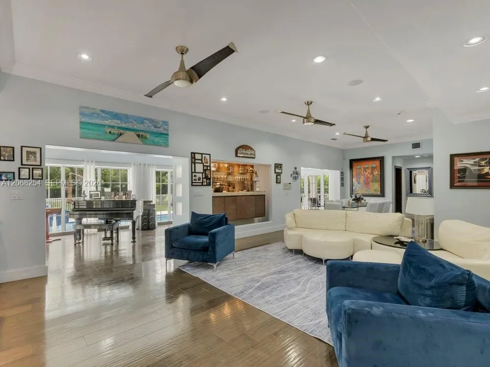 13880 SW 68th Ave Palmetto Bay, FL 33158