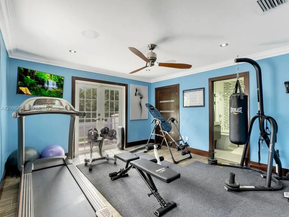 13880 SW 68th Ave Palmetto Bay, FL 33158
