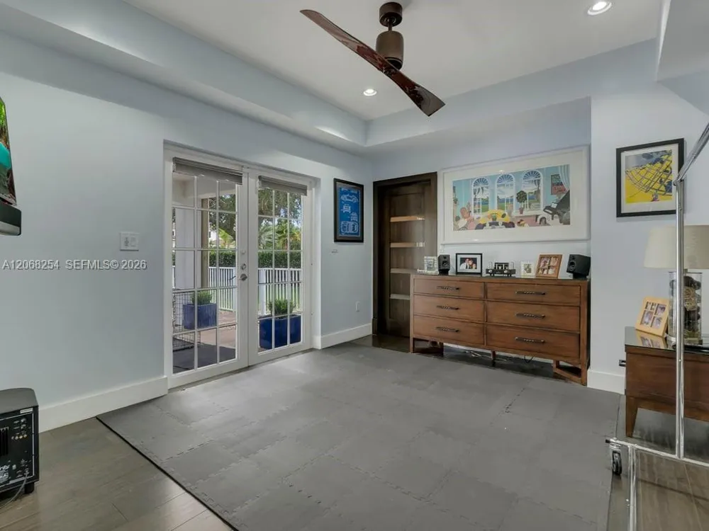 13880 SW 68th Ave Palmetto Bay, FL 33158