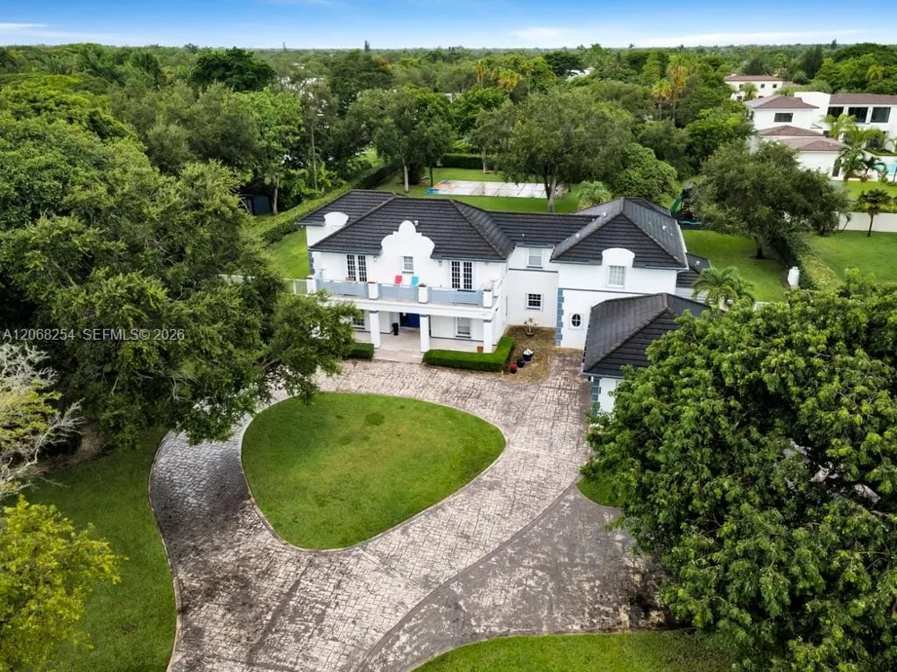 13880 SW 68th Ave Palmetto Bay, FL 33158