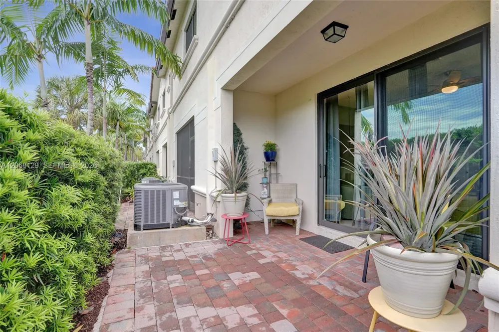 4204 Dixie Hwy #1 Oakland Park, FL 33334