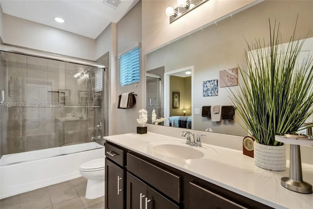 4204 Dixie Hwy #1 Oakland Park, FL 33334