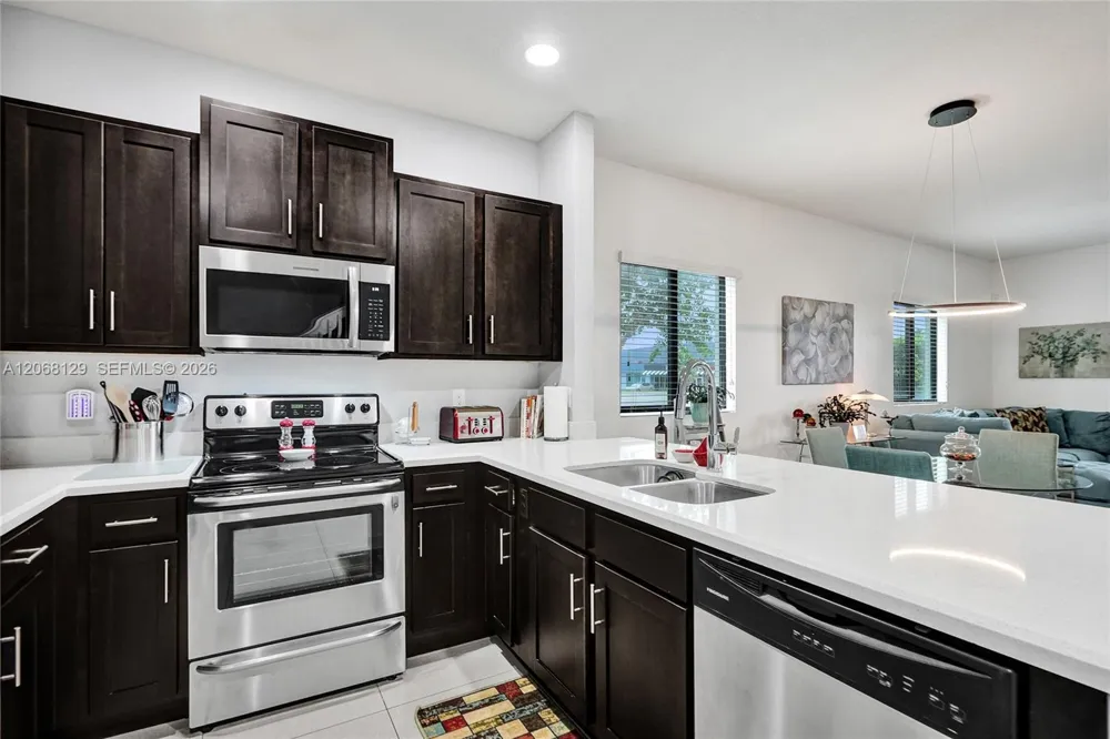 4204 Dixie Hwy #1 Oakland Park, FL 33334